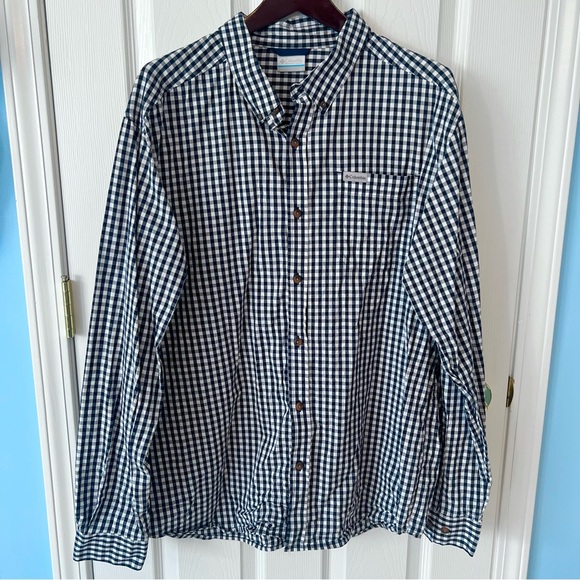 Columbia-Men’s Button Down Collared Shirt-Navy Checkered Pattern-Size XL - Picture 1 of 10